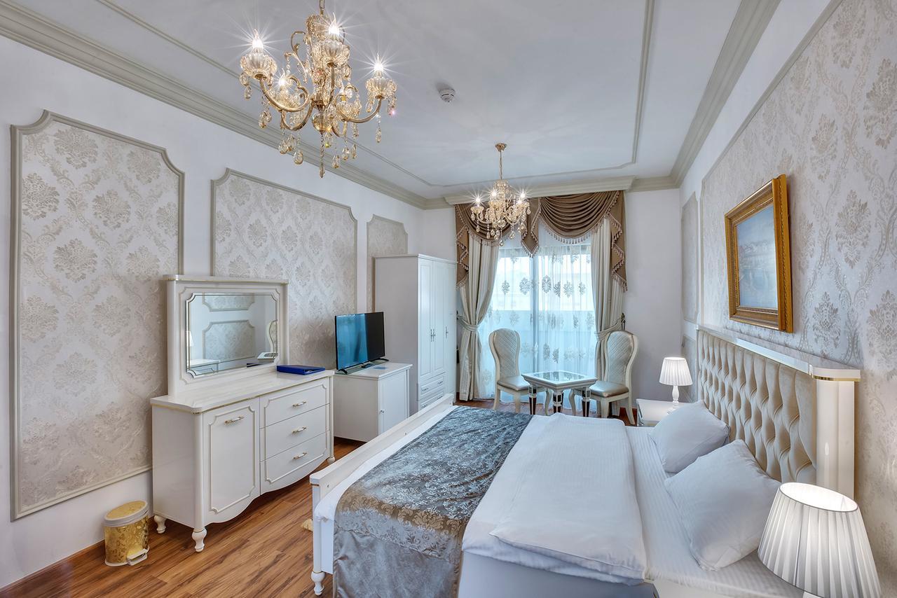 Royal Hotel Šardžá Exteriér fotografie